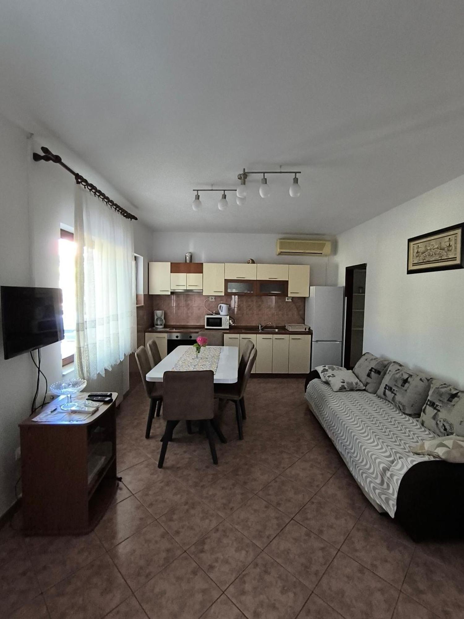 Apartment Vinka Trogir Bagian luar foto